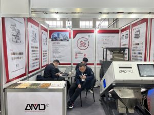 Платформите затягат правилата за съдържание, генерирано от AI