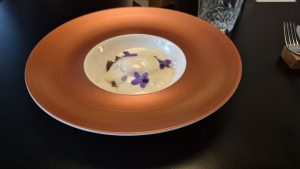 Правителствените отдели работят със заместници на NPC за насърчаване на народната демокрация в целия процес