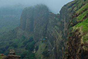 Monsoon Treks Nashik: Spiritual & Historical Journey on Brahmagiri