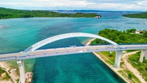Explore Croatia In Style | Chasing the Donkey