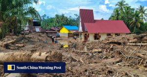 Коледна литургия в наводнената Суматра въпреки бедствието