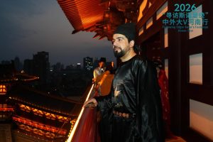 Журналисти и създатели на съдържание обикалят миналото, настоящето и бъдещето на Китай в Хенан