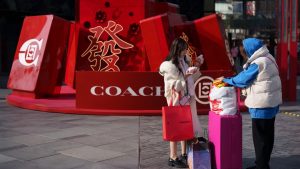 Потребителските цени в Китай продължават да растат след скока на празничните разходи