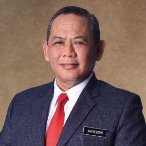 Малайзийският щат в криза, след като Умно оттегли подкрепата си за главен министър в кралския ред