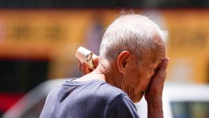 Проектът за отопление на университета намалява спешните медицински случаи за уязвимите възрастни хора в Хонконг